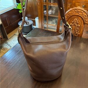 PRISTINE 1990s Vintage Coach Brown Leather Bucket Bag 9085